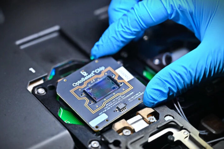 Си Цзиньпин поздравил коллектив газеты "Кэцзи жибао" с юбилеем её основания