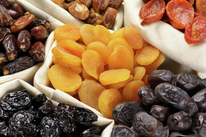 Сухофрукты полезнее соков, утверждают исследователи на конгрессе в США и Великобритании