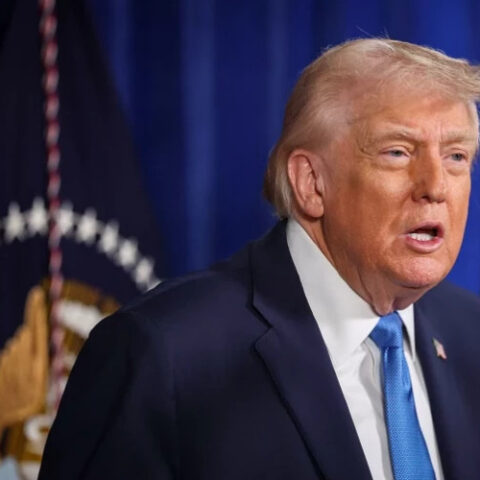 Трамп заявил, что Украина, а не Россия, препятствует мирному соглашению в конфликте