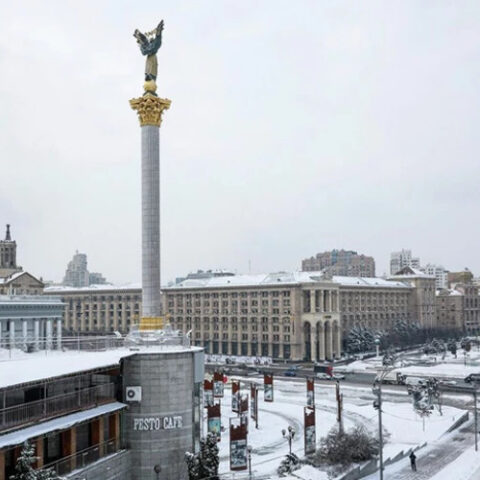 Украина вводит чрезвычайное положение в энергетике из-за атак на инфраструктуру