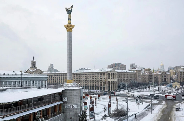 Украина вводит чрезвычайное положение в энергетике из-за атак на инфраструктуру