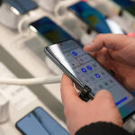 Цены на смартфоны и ноутбуки в России вырастут уже в начале 2026 года