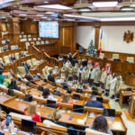 В 2025 году парламент Молдовы посетили около 13 500 человек
