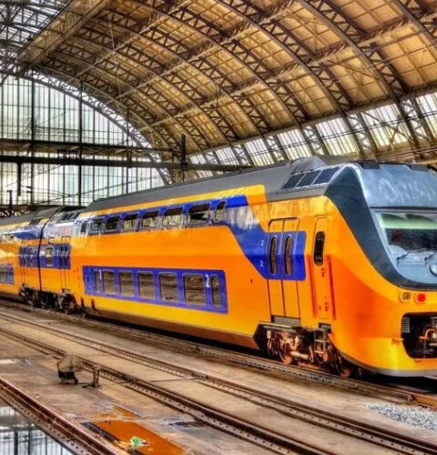 В Германии отменены поезда дальнего следования из-за снегопадов