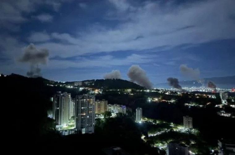 В Каракасе произошли взрывы, министра обороны Венесуэлы обвиняют в авиаударе