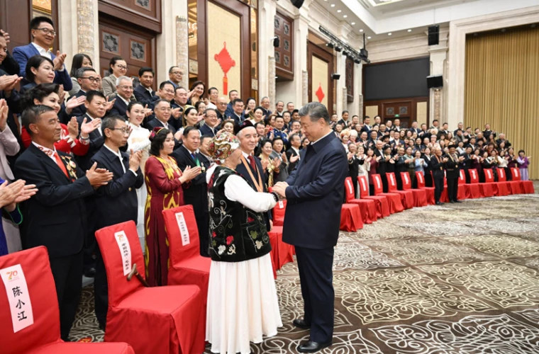 В Китае презентовали документальный фильм о государственном управлении Си Цзиньпина в 2025 году
