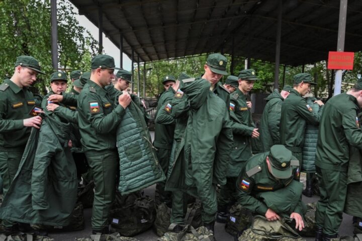 В Москве зафиксирован резкий спад набора контрактников на войну в Украине