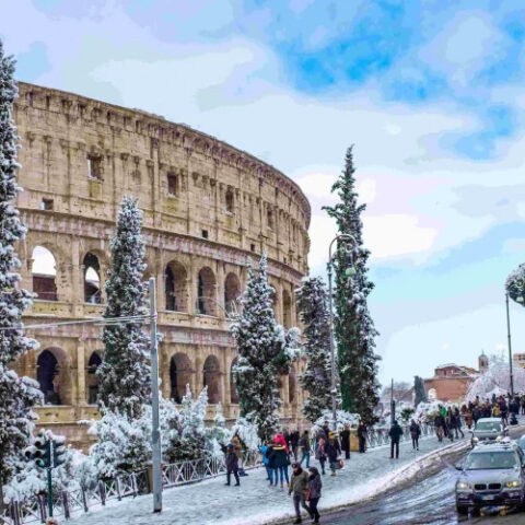 В Риме вступают в силу новые правила для водителей: ограничение скорости снижено до 30 км/ч