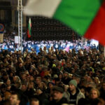 В Софии прошли массовые протесты против манипуляций на выборах