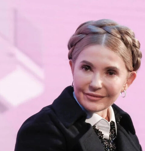 В Украине разразился новый коррупционный скандал: экс-премьер подозревается в даче взяток депутатам