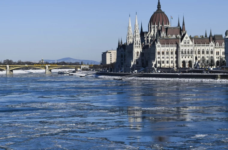 Венгрия назначила парламентские выборы на 12 апреля 2026 года по объявлению президента Шуйока