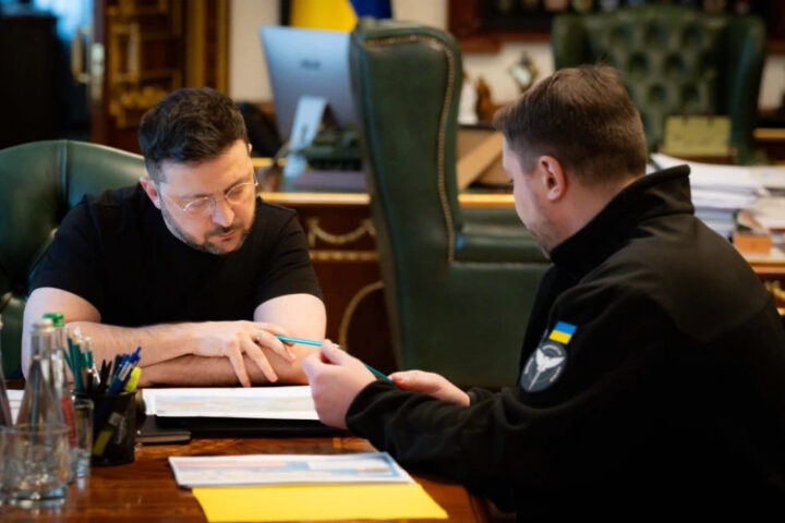 Зеленский предложил Кириллу Буданову возглавить офис президента Украины