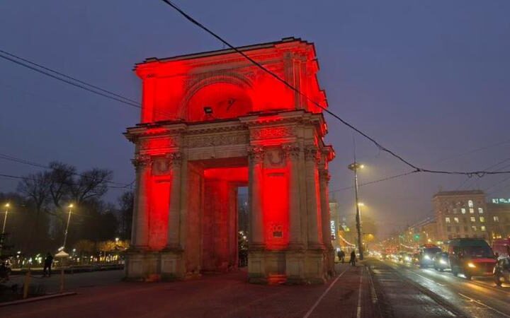 Арка триумфа в Кишиневе будет освещена в красный цвет в честь Китайского Нового года