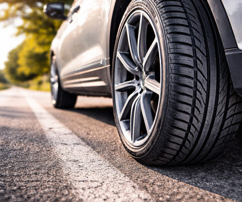 Как выбрать автомобильные шины: руководство по критериям и особенностям выбора