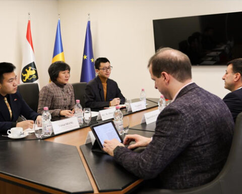 Китай подтверждает поддержку модернизации полиции Молдовы в ходе встречи посла и инспектората