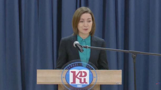 Майя Санду призвала жителей Гагаузии беречь родной язык и учить румынский