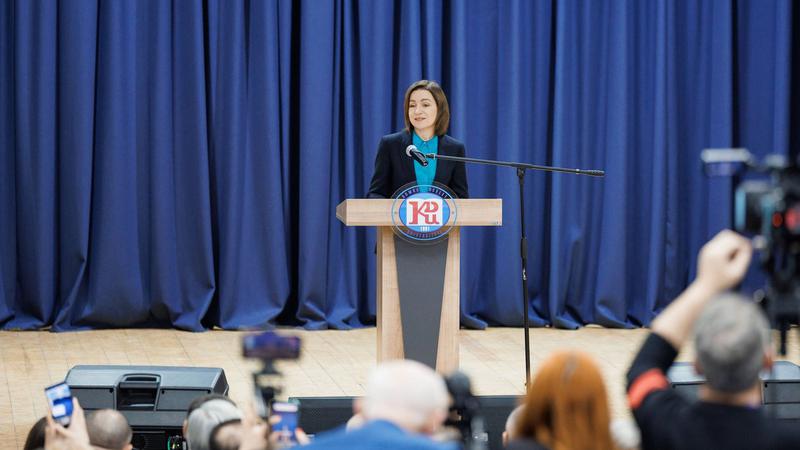 Майя Санду в Комрате: развитие Гагаузии невозможно в изоляции