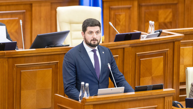 Министр энергетики обвинил прежние про-российские правительства в энергетической изоляции Молдовы