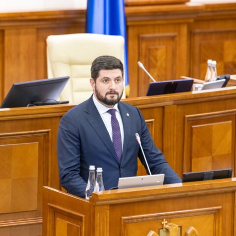 Министр энергетики представил парламенту отчет о ходе реформ в энергетическом секторе