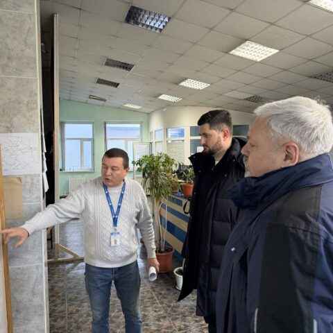 Министр энергетики проверил восстановление централизованной системы отопления в Кишиневе