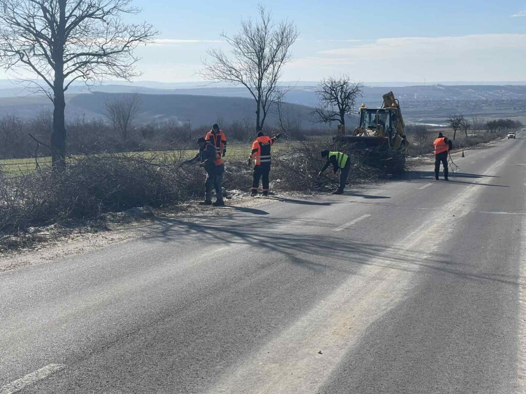 Национальная администрация автодорог сообщает о зимних условиях движения по дорогам Молдовы