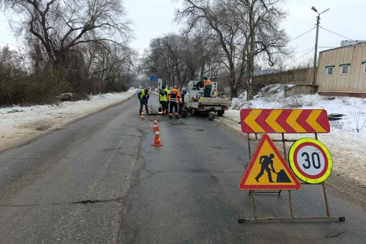 Национальная администрация дорог сообщает об условиях движения и предостерегает о снегопадах 21 февраля