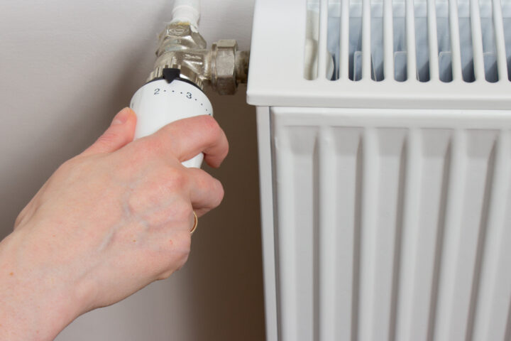 НАРЭ предлагает снизить тариф на отопление в Кишинёве на 490 леев