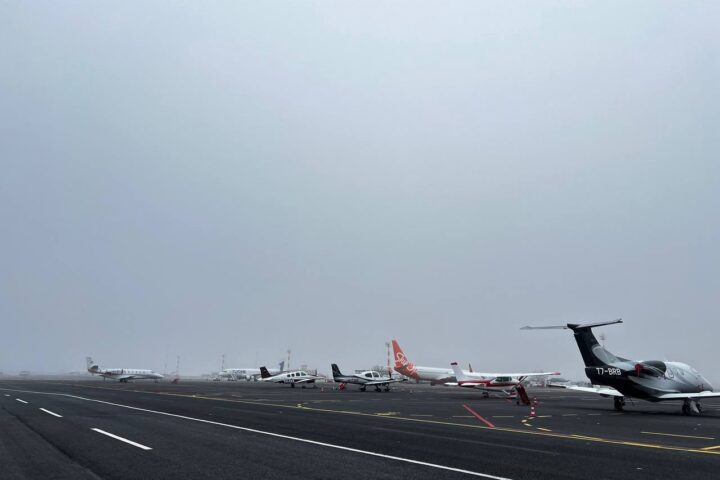 Опубликованы обновленные списки авиаперевозчиков с ограничениями на выполнение полетов в Молдове