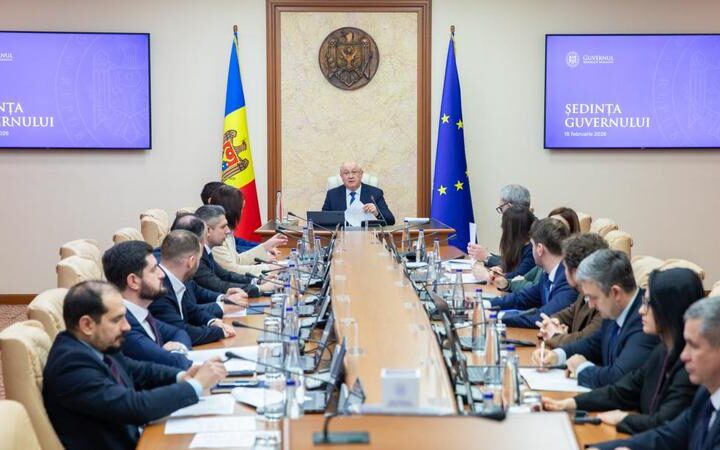 Премьер-министр Молдовы планирует представить отчет в парламенте в конце марта или начале апреля