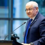 Премьер: пенсии вырастут с учетом инфляции, их индексируют в 2025 году