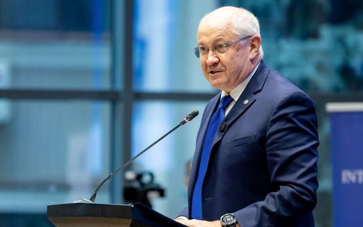 Премьер: пенсии вырастут с учетом инфляции, их индексируют в 2025 году