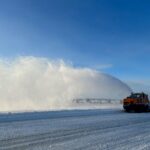 Снегопад в Кишиневе влияет на рейсы аэропорта, снегоуборочная техника работает в усиленном режиме