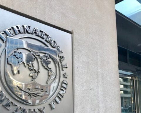 Совет директоров МВФ обсудит начало переговоров о новой программе с Молдовой