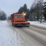 Затруднения на дорогах Молдовы из-за гололёда: дорожные службы работают круглосуточно