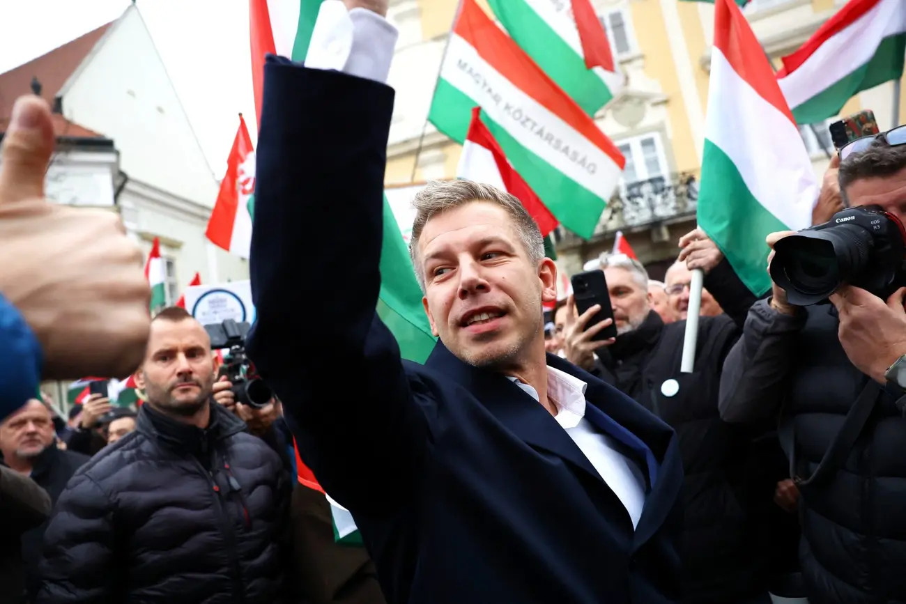 Лидер венгерской оппозиции Мадьяр обещает чистку судов и чиновников в случае победы над Орбаном