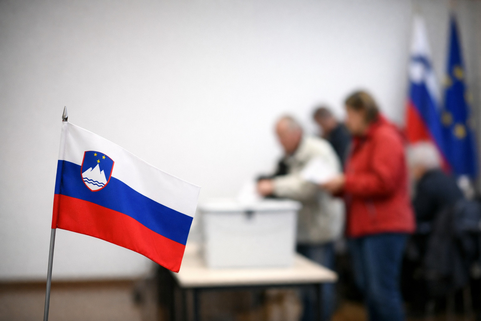 Словения определяет стратегический курс на парламентских выборах в условиях глубокого раскола