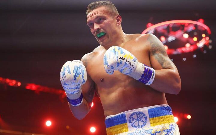 Боксер Александр Усик объявил о намерении баллотироваться на пост президента Украины