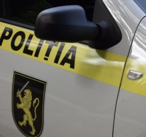 Два полицейских из Кишинева осуждены на пять лет за коррупцию