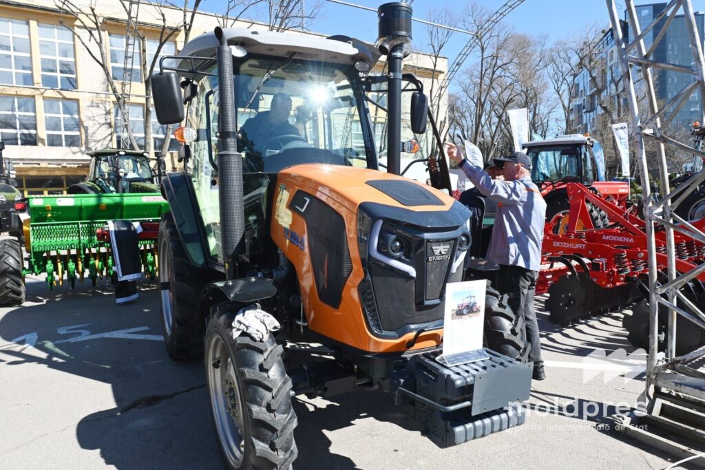 Фермеры в Молдове получат компенсацию за дизельное топливо в размере 4 000 леев за тонну