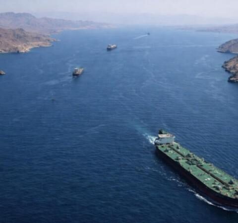 Иран угрожает закрыть Ормузский пролив в случае атаки на свою энергетическую инфраструктуру