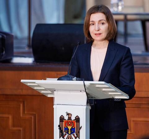 Маия Санду осудила удары России по Украине как военные преступления