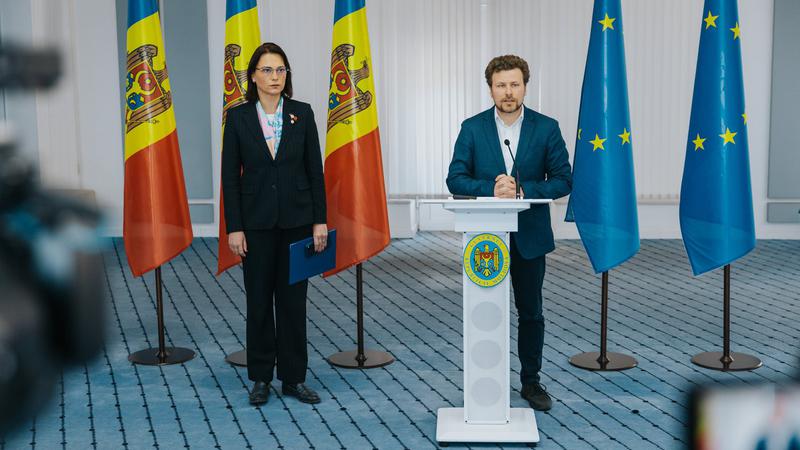 Министерство внутренних дел и Министерство образования Молдовы разрабатывают план по предотвращению потребления наркотиков в школах