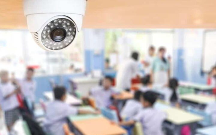 Полиция требует установки видеонаблюдения в школах для повышения безопасности