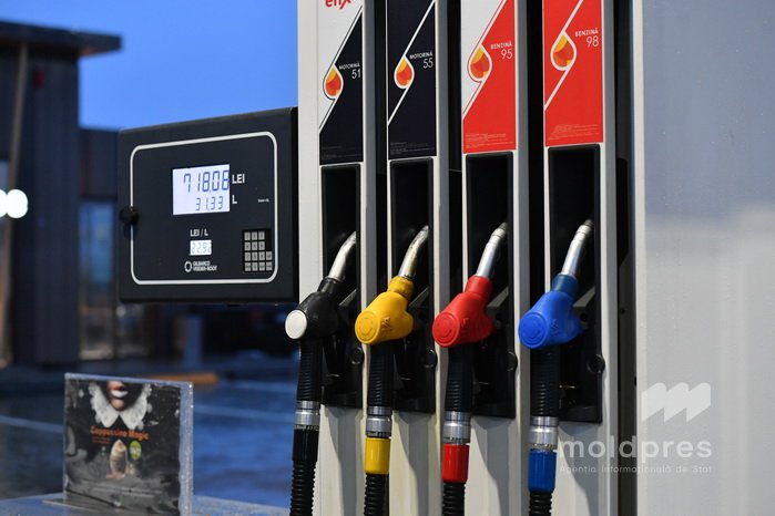 Правительство Молдовы утвердило изменения в механизме установления цен на топливо во время ЧП
