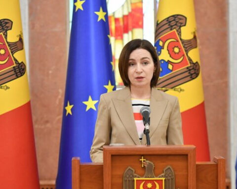 Президент Майя Санду осудила российские атаки на украинскую энергосистему, угрожающие связи Молдовы с Европой