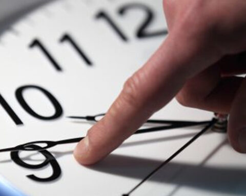 С переходом на летнее время часы в Молдове переведут вперед 29 марта