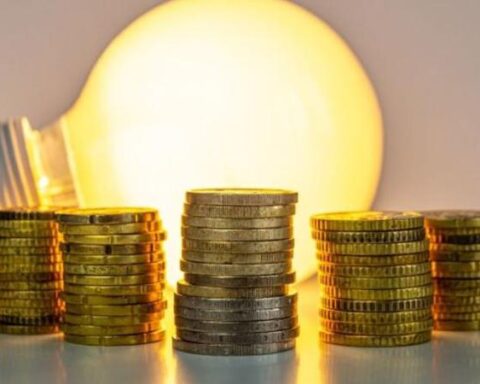 Снижены тарифы на электроэнергию для потребителей в Молдове