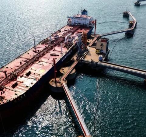 США временно приостанавливают санкции на российскую нефть для некоторых стран