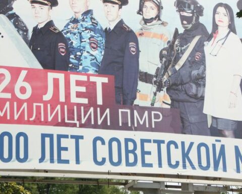 Тирасполь откладывает выплаты зарплат бюджетникам для сбалансирования бюджета