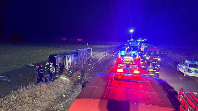 В результате аварии с молдавским автобусом в Румынии один человек погиб, 14 ранены